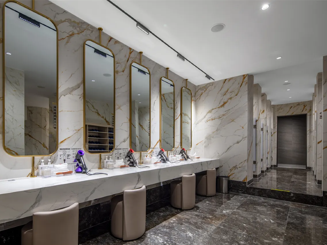 深センエア国際ホテル(84)